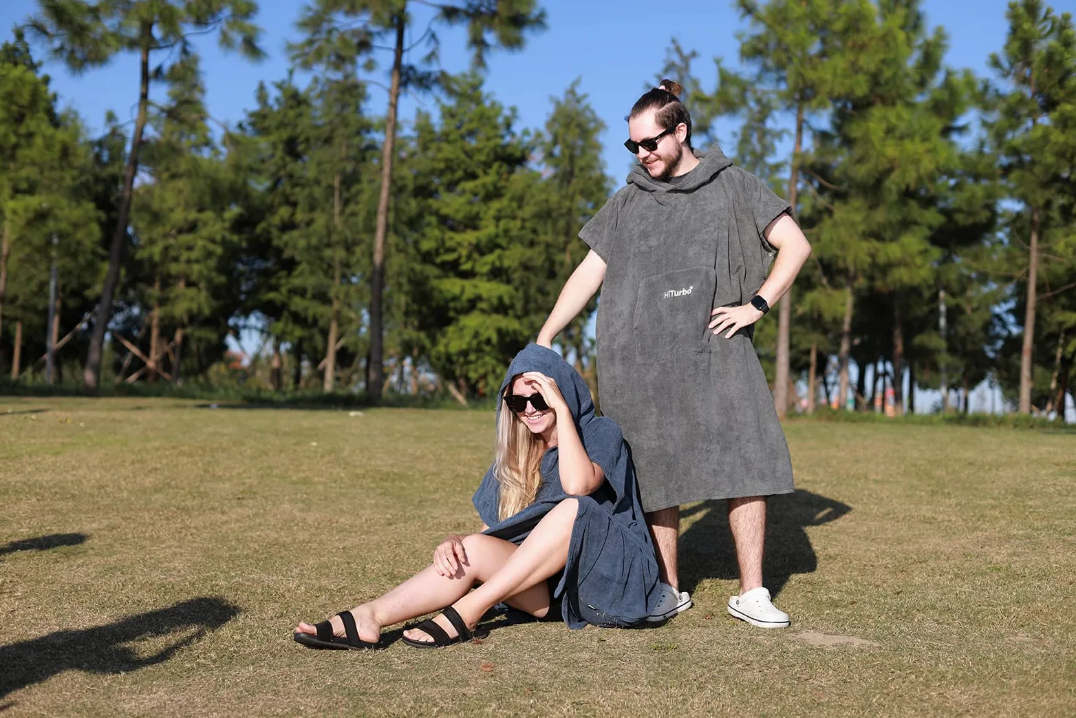Hiturbo Wickelmantel / Bademantel, Poncho, Surf, kurzärmelig, mit Kapuze