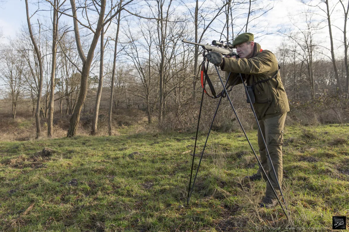 Mountain Stick Modell-Pirsch-Und Weitschießstock-Optimale Stabilität - Abnehmbar/Verstellbar - Für Stehende, Kniende, Sitzende, Schräge/Bergschüsse - Ultraleicht, Langlebig- Schwarz