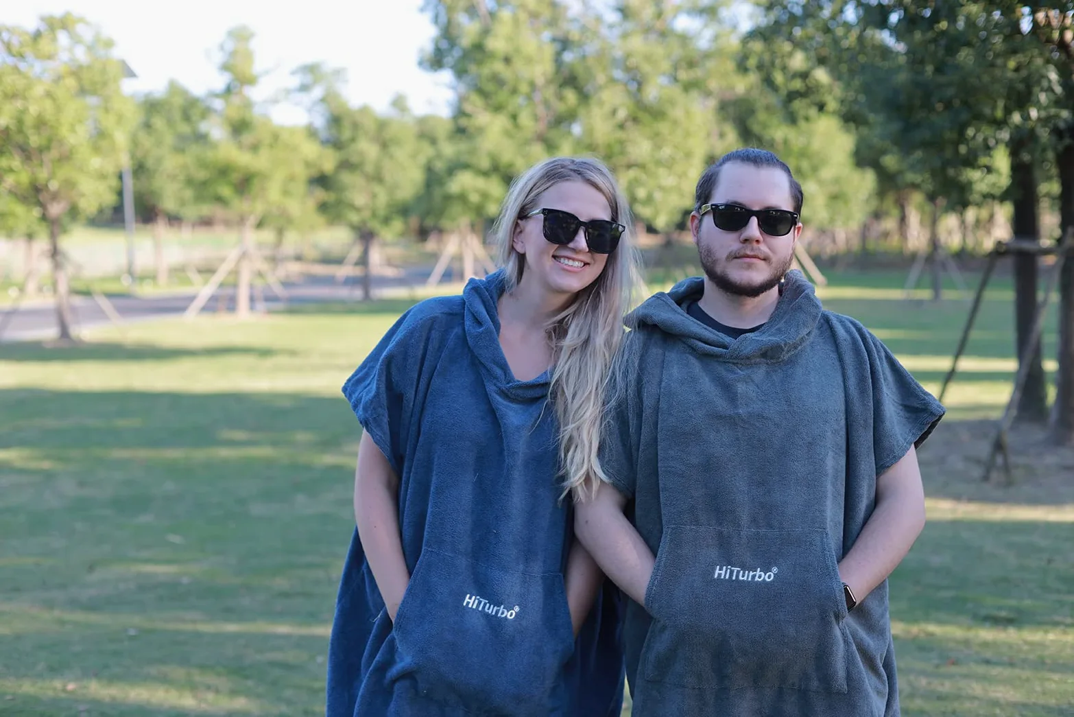 Hiturbo Wickelmantel / Bademantel, Poncho, Surf, kurzärmelig, mit Kapuze